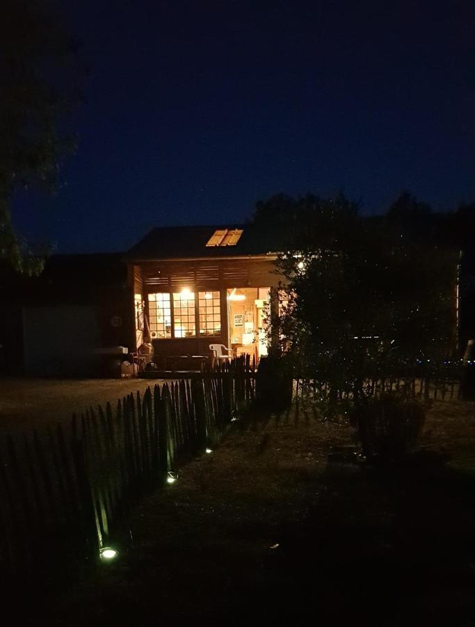 Camping La Petite Houmee Curzay-sur-Vonne Esterno foto